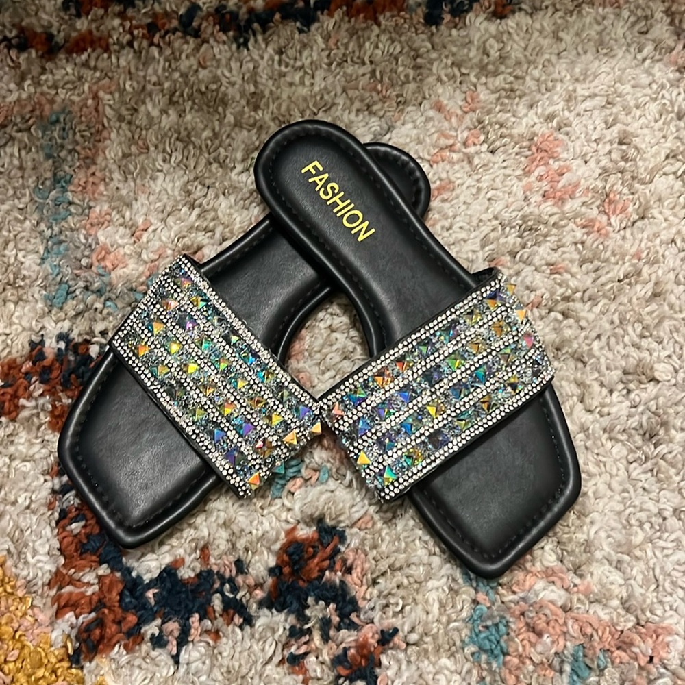 Fashion rhinestone flats